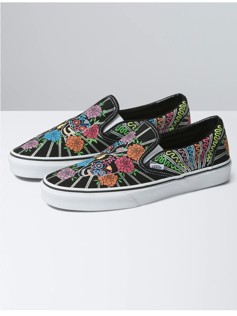 Vans Día De Los Muertos Glow in the Dark print
